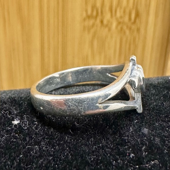 JAMES AVERY Sterling Silver Cross with Heart Ring; SIZE 5.5; RETIRED - Picture 5 of 11